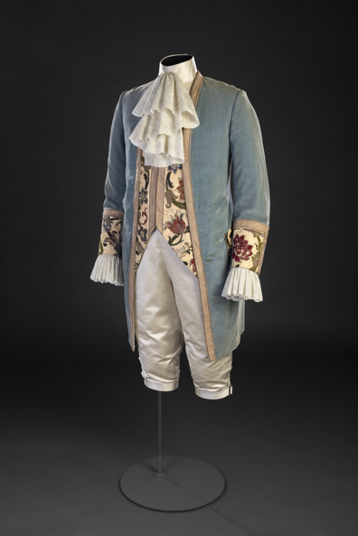 Costume worn by Joseph Philippe Baby Casgrain as “Robespierre” in 1927. Gift of the Estate of David W. Casgrain, M2007.50.1, McCord Stewart Museum