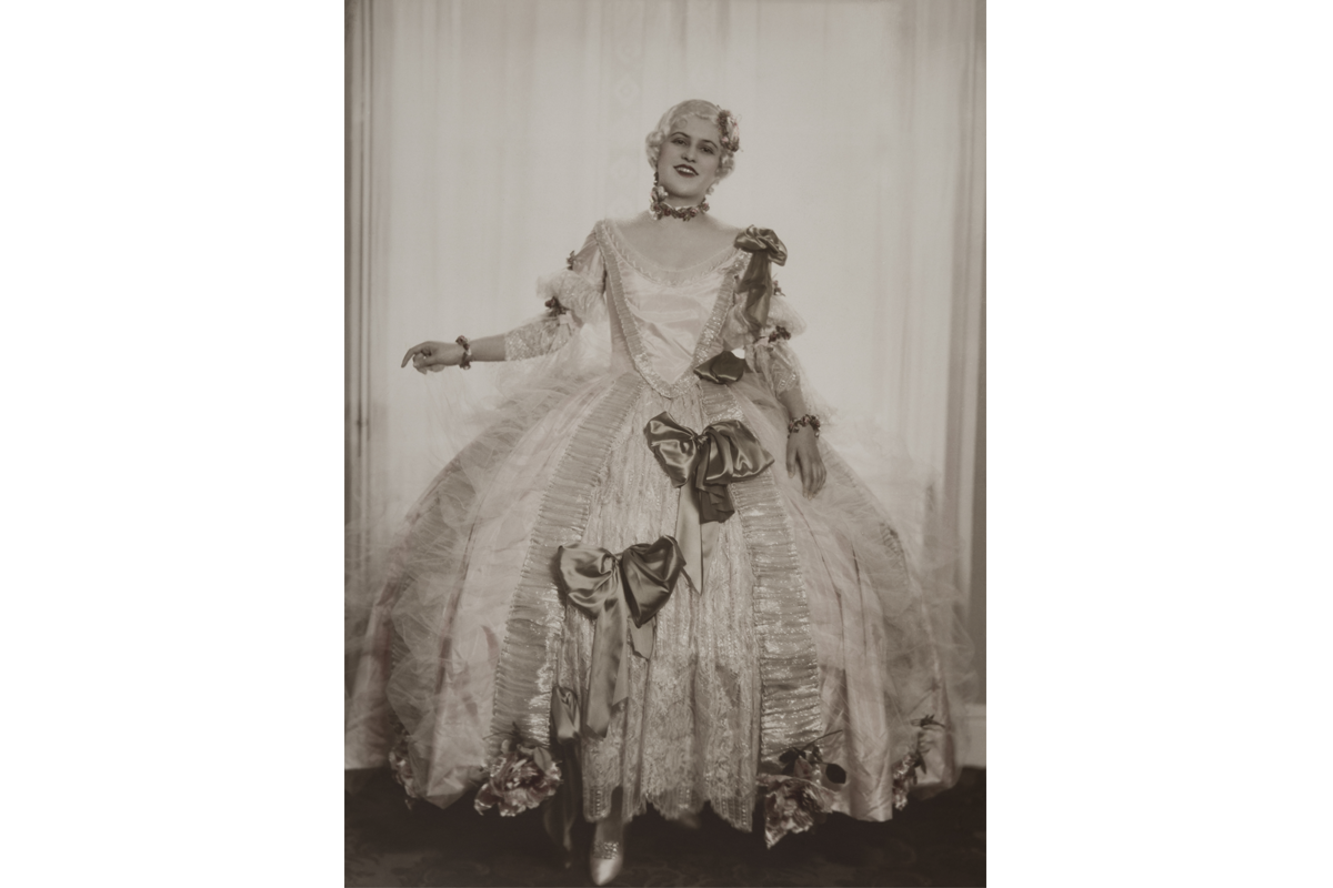 Rice Studio Limited, <em>Magdeleine Hébert as "Marie-Thérèse de Bourbon," Montreal</em>, 1927. Gift of Magdeleine Garneau Monast, M2017.41.4, McCord Stewart Museum