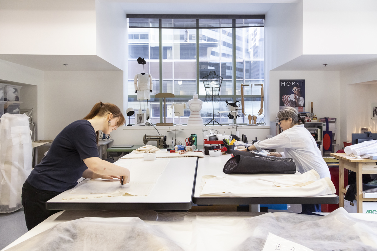 Costume mounting studio. Laura Dumitriu © McCord Stewart Museum, 2023